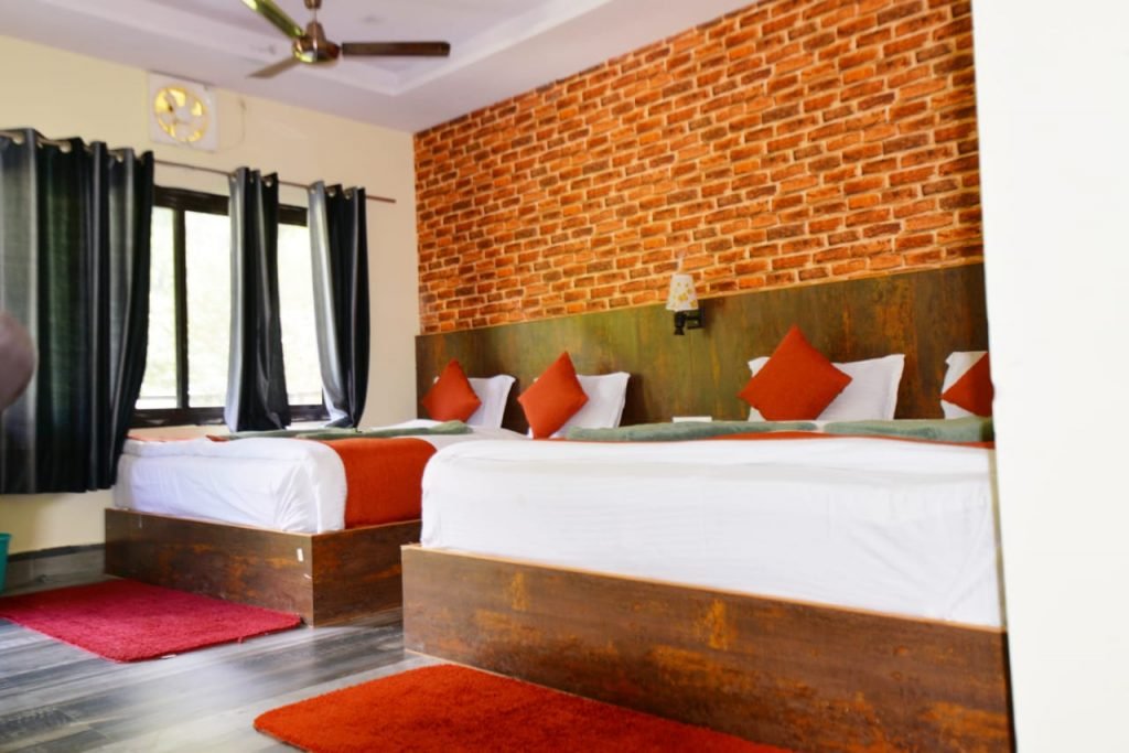 Bedroom in Phool Chatti Resort