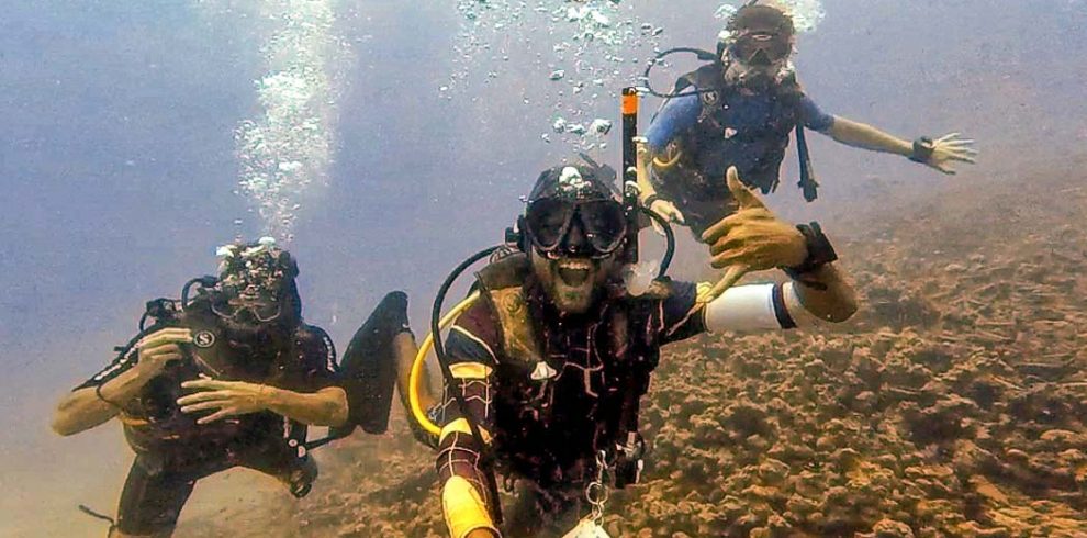 Group diving in Havelock at Andaman