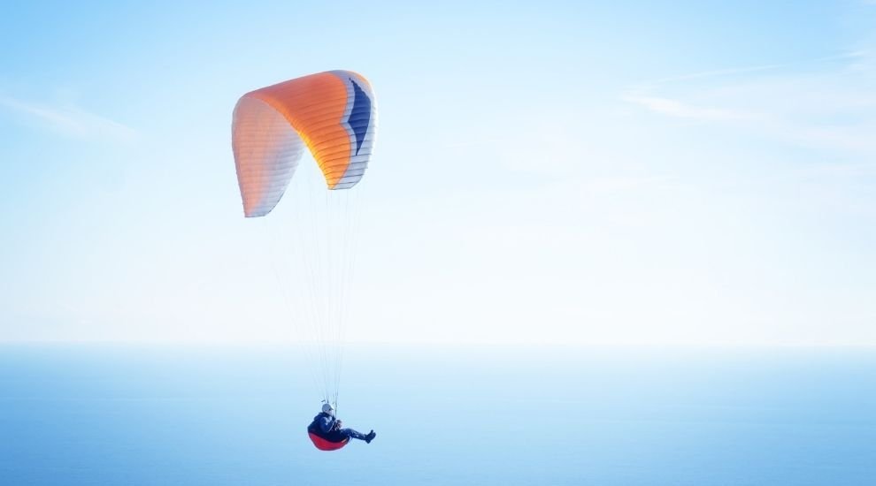 paragliding in Arambol beach