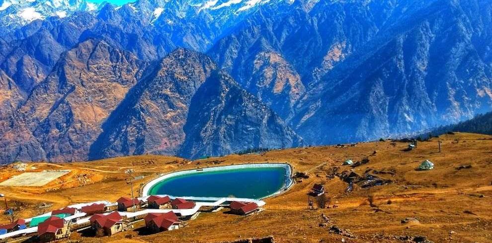 Visit Auli lake on your Auli Chopta Tour