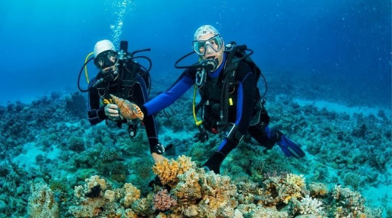Combo of scuba diving and water sports in Goa