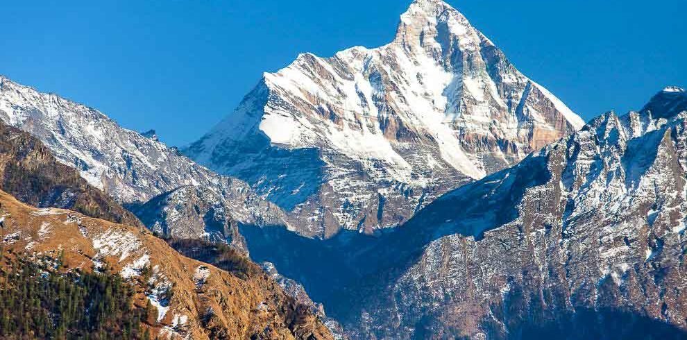 Nanda Devi Higgest Peak In India