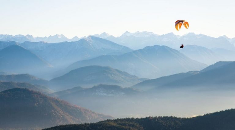 Tips for Paragliding in Bir-Billing