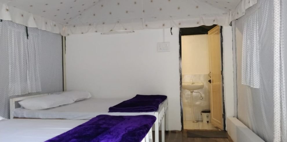 Attached washroom in Camp Ganga Waves