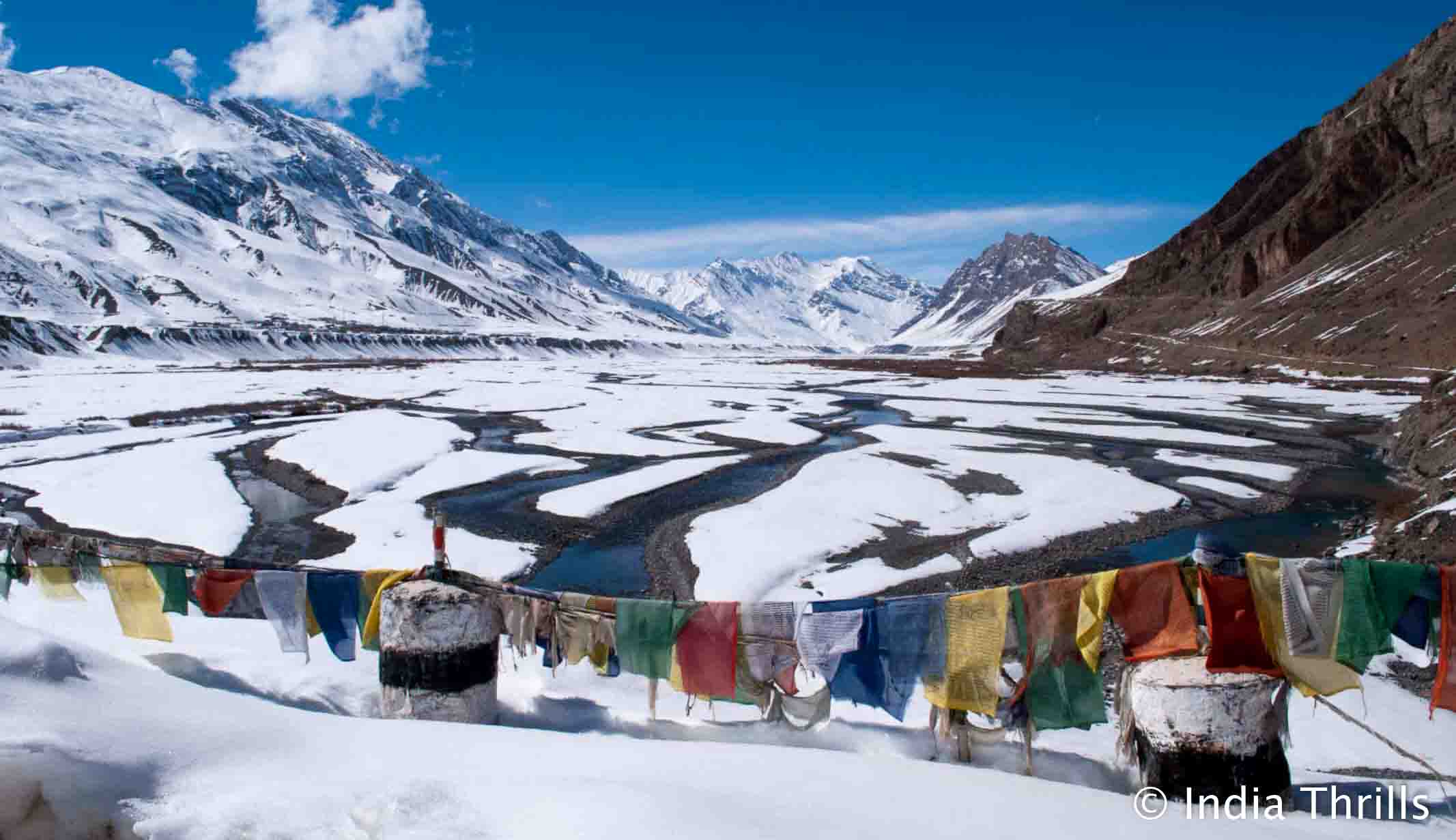 Experience the best of Kaza during winter spiti tour