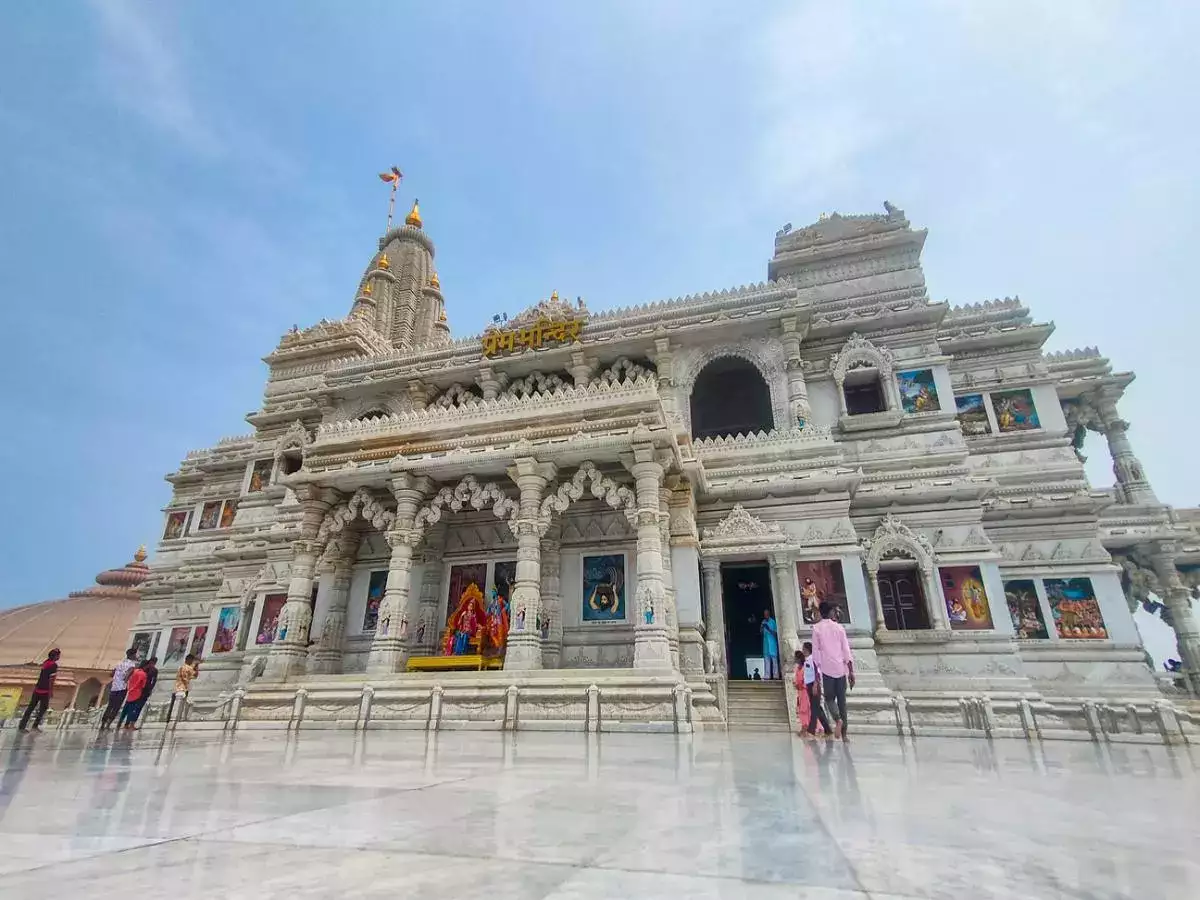 Shri Banke Bihari Temple In Vrindavan Timings Darshan History 
