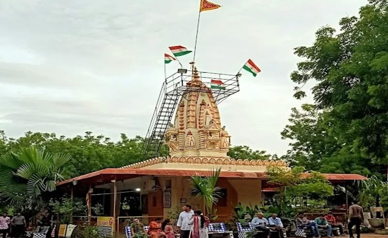 (Lambe) Hanuman Ji Temple